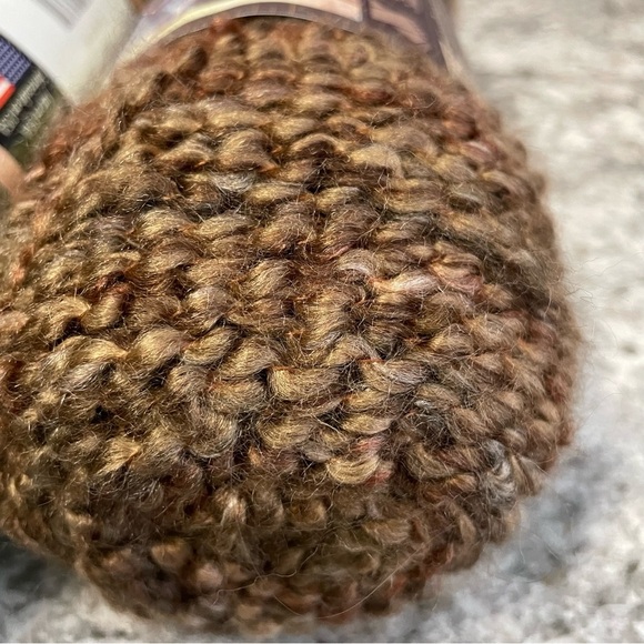 Lion Brand Homespun Yarn Vintage Bundle in Green and Brown - Picture 7 of 8